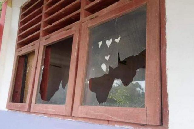 Gambar PENGRUSAKAN SEKOLAH